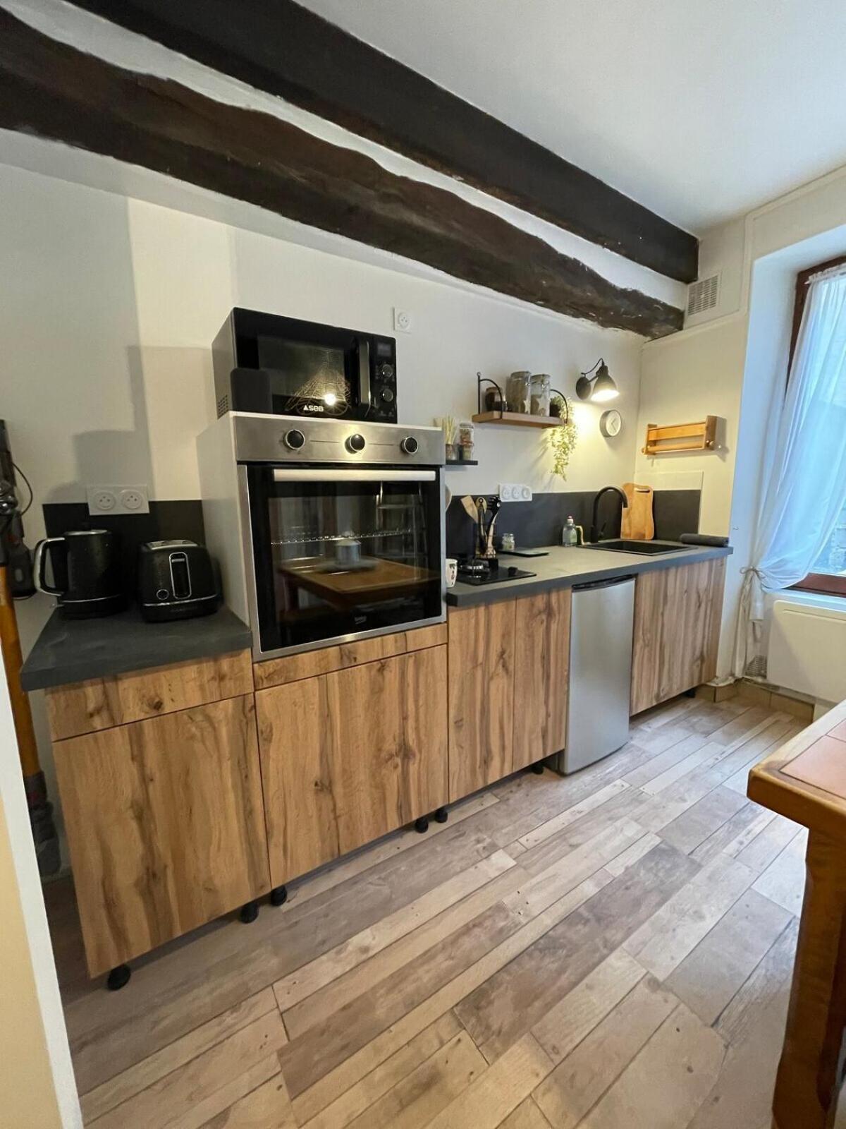 "La Petite Maison" Triplex Au Centre Ville - Les Terres Du Roy 阿瓦隆 外观 照片
