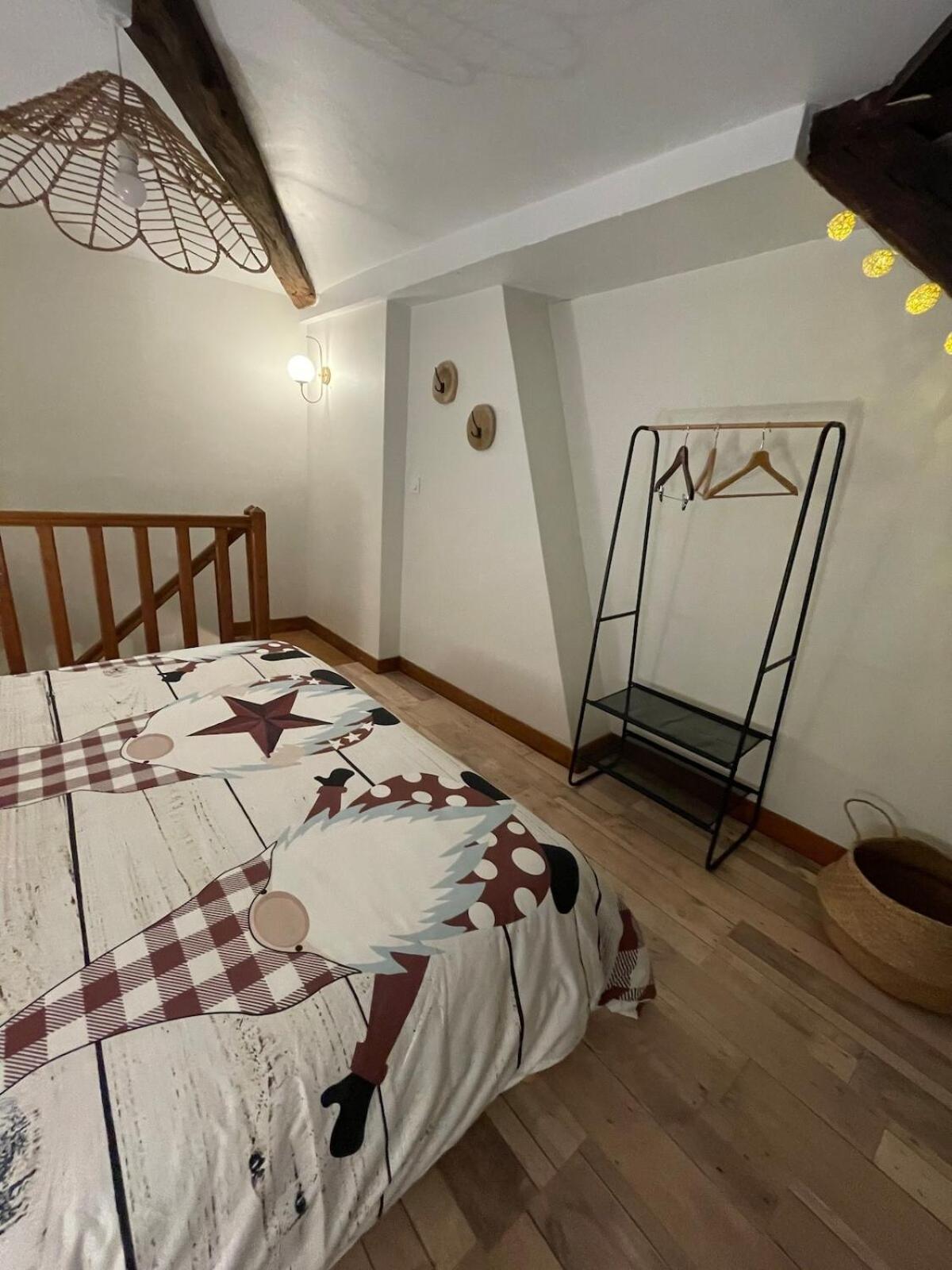 "La Petite Maison" Triplex Au Centre Ville - Les Terres Du Roy 阿瓦隆 外观 照片
